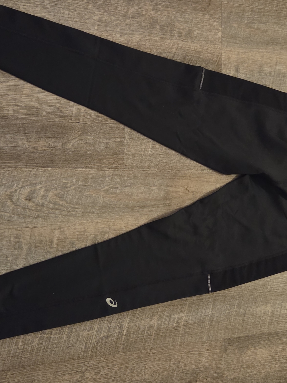 ASICS D1 Women’s Black Running Leggings Size S NWT - Picture 3 of 5